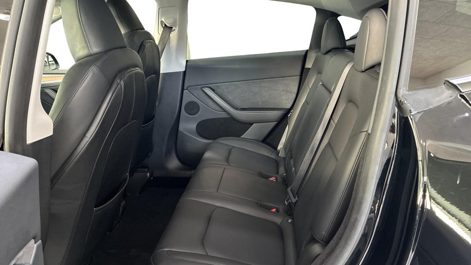 Tesla Model Y Performance AWD 5d
