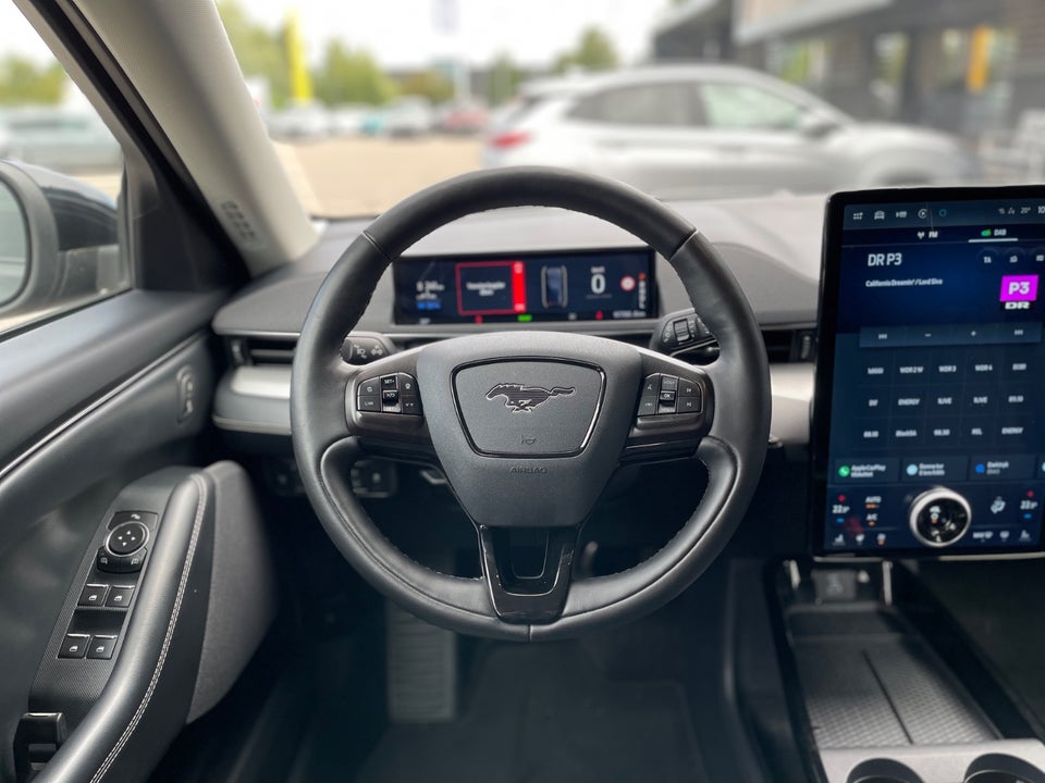 Ford Mustang Mach-E 98 Extended Range 5d