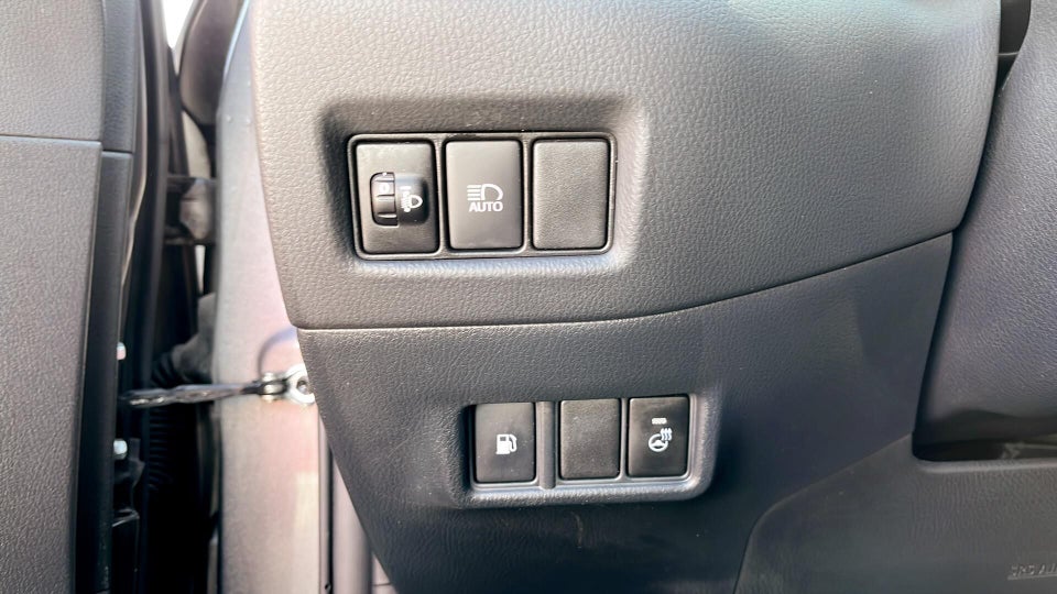 Toyota C-HR 1,8 Hybrid Selected CVT 5d