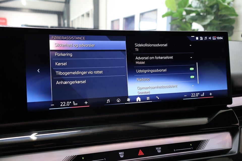 BMW i5 eDrive40 M-Sport 4d