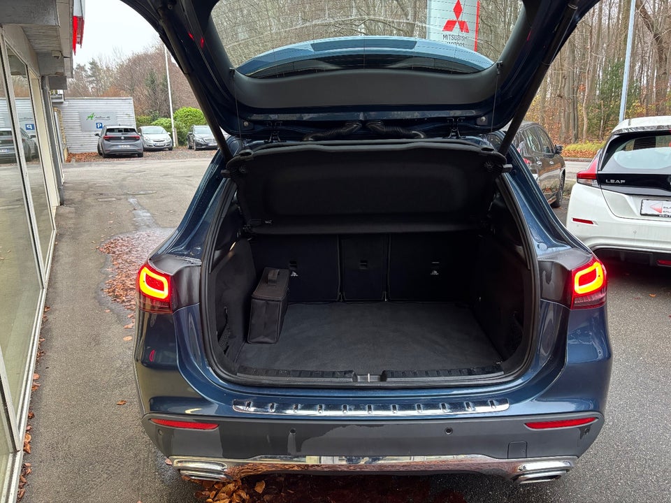 Mercedes GLA250 e 1,3 Progressive aut. 5d