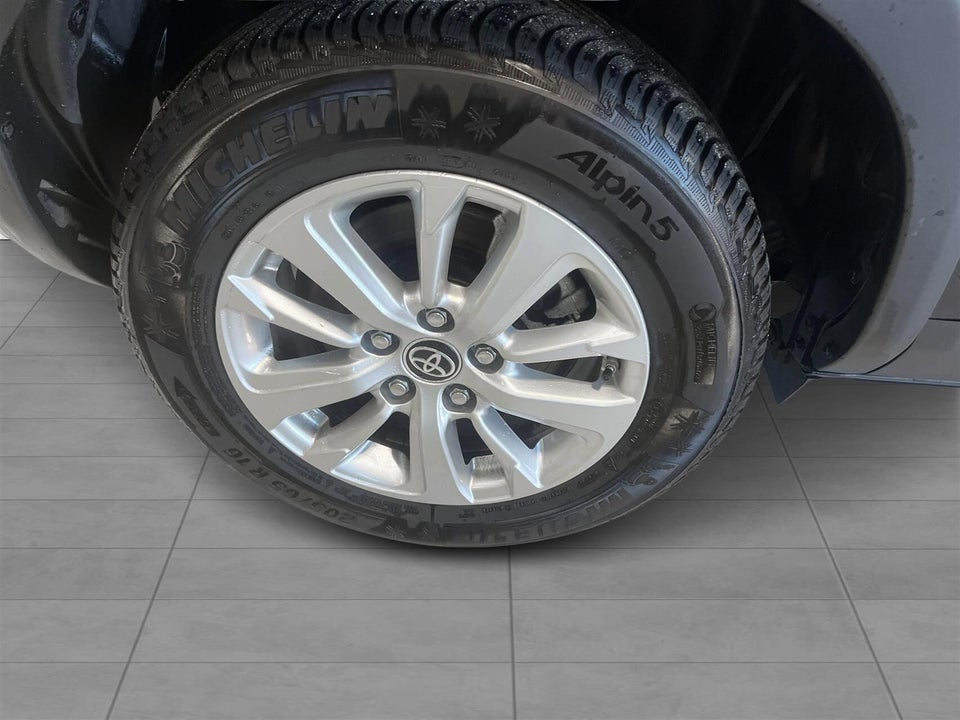 Toyota Yaris Cross 1,5 Hybrid Active e-CVT 5d