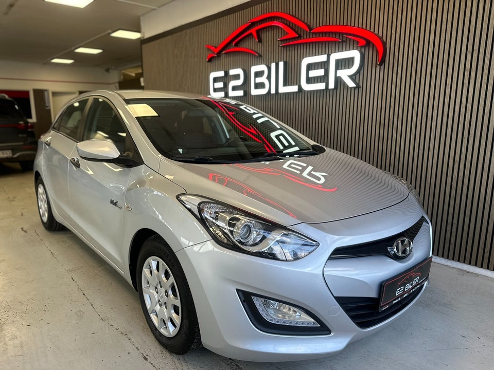 Hyundai i30 1,6 GDi XTR Eco 5d