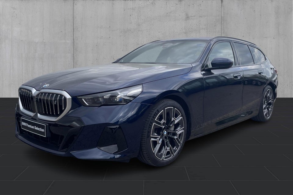 BMW i5 eDrive40 Touring Fully Charged 5d