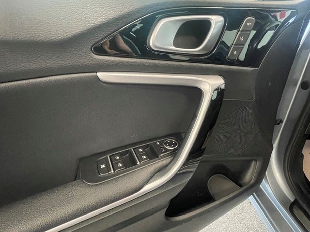 Kia Ceed 1,6 PHEV Upgrade SW DCT 5d