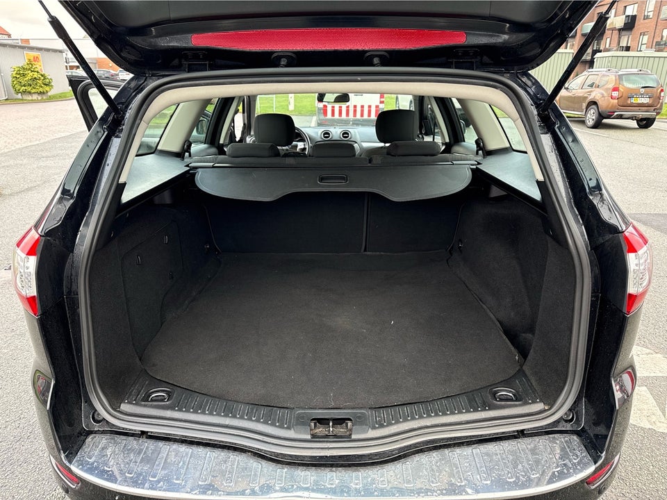 Ford Mondeo 2,0 SCTi 240 Titanium aut. 4d