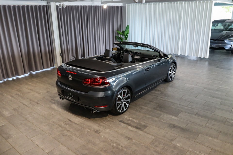 VW Golf VI 2,0 GTi Cabriolet DSG 2d