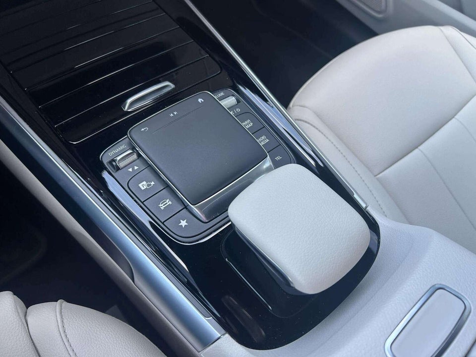 Mercedes EQB250 Progressive 5d