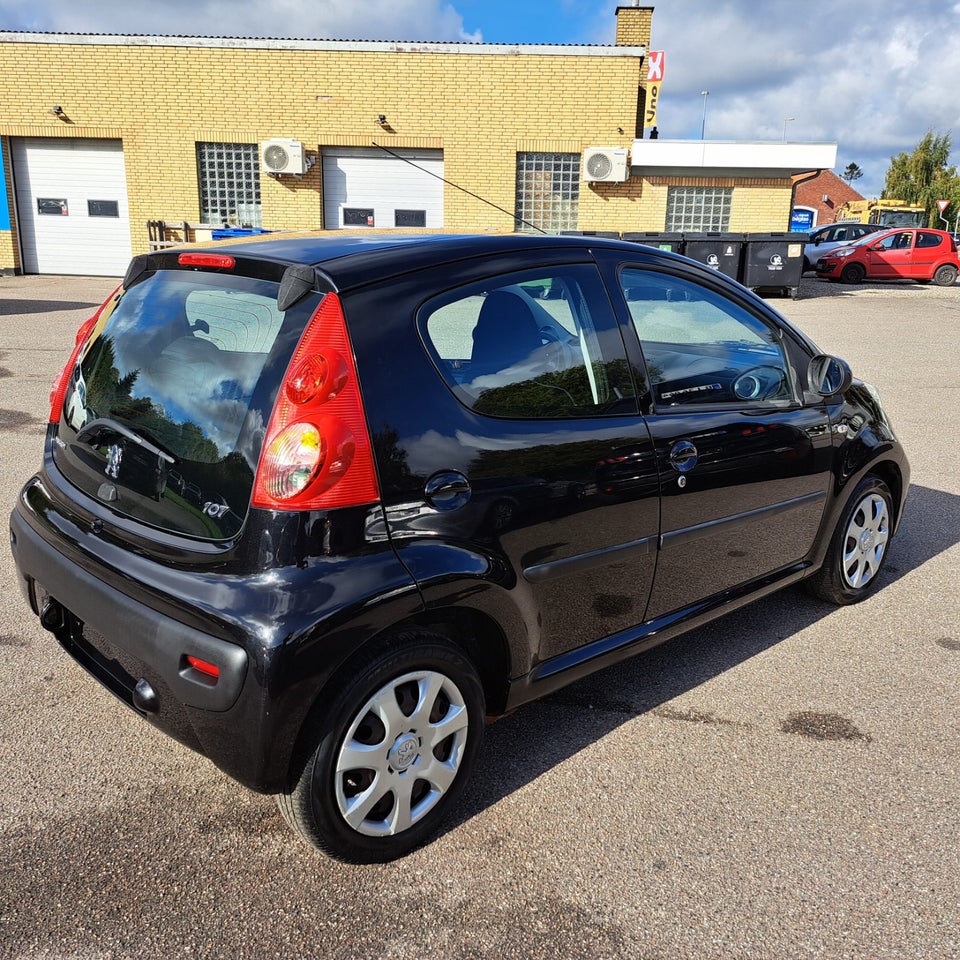 Peugeot 107 1,0 Trendy 5d