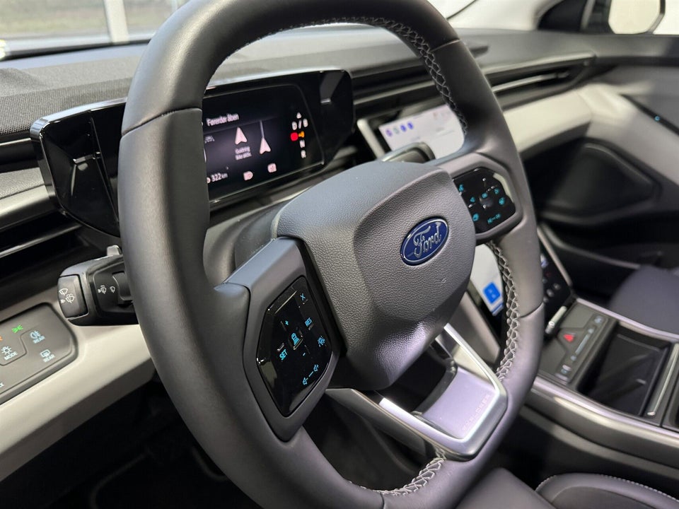 Ford Explorer 84 Select Extended Range AWD 5d