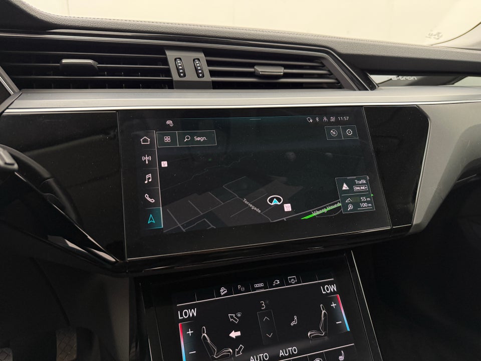 Audi e-tron 55 quattro 5d