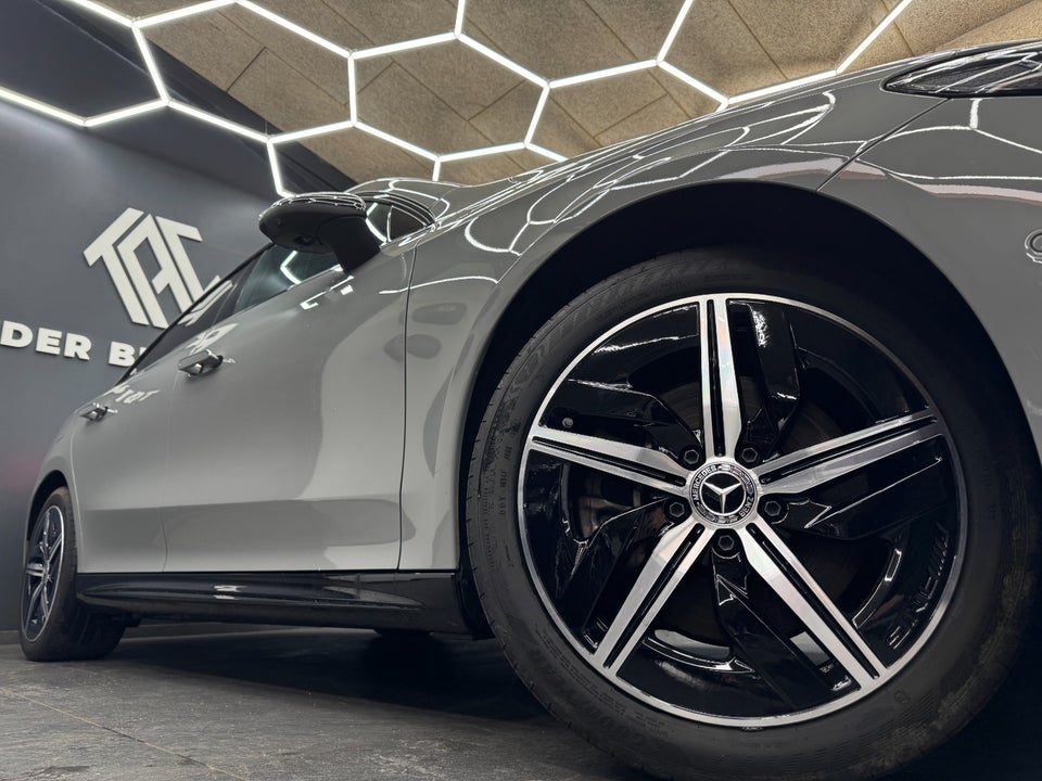 Mercedes CLA250+ electric AMG Line 4d