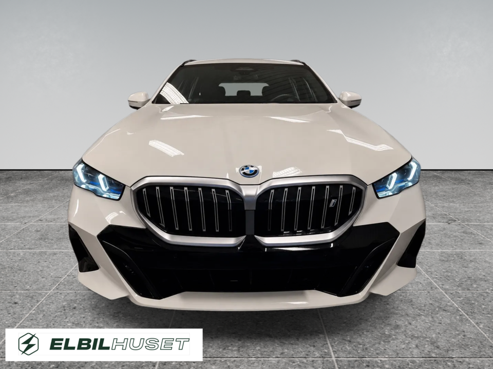 BMW i5 eDrive40 Touring M-Sport 5d