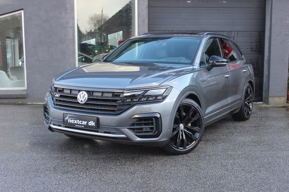 VW Touareg 3,0 TDi 286 R-line aut. 4Motion 5d