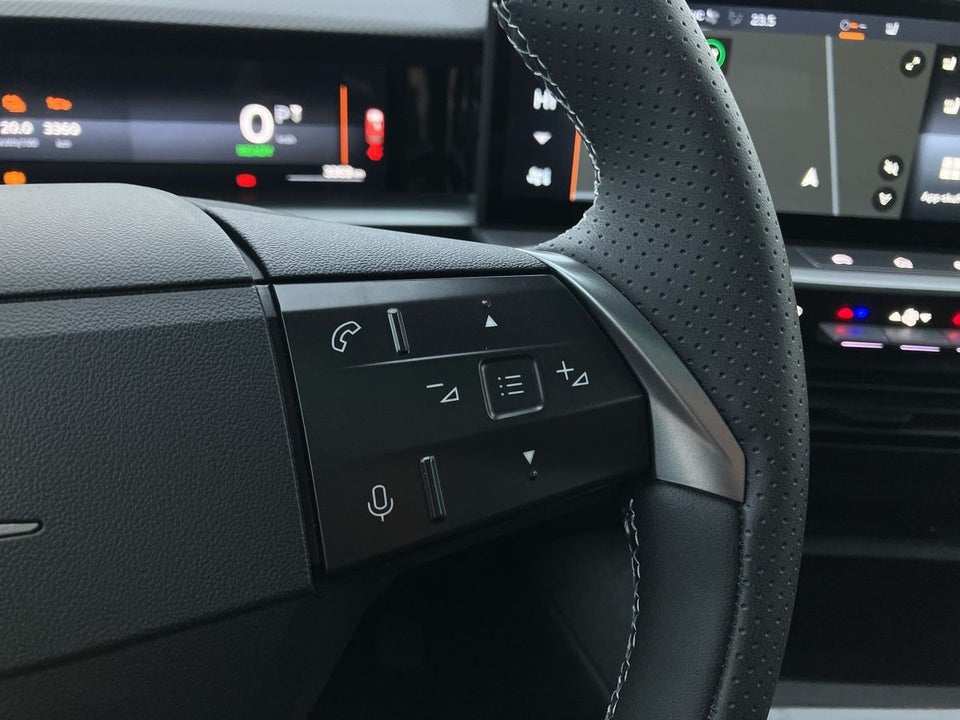 Opel Grandland-e 73 GS Sky 5d