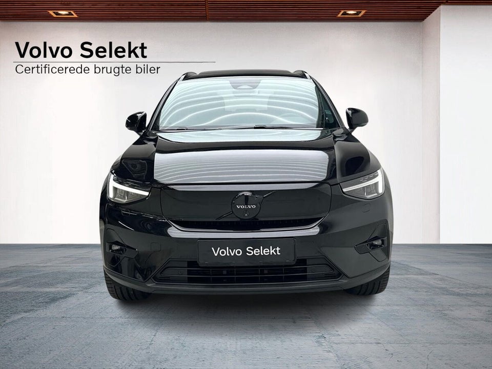 Volvo EX40 Extended Range Black Edition 5d