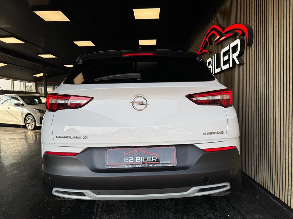 Opel Grandland X 1,6 Hybrid Ultimate aut. 5d