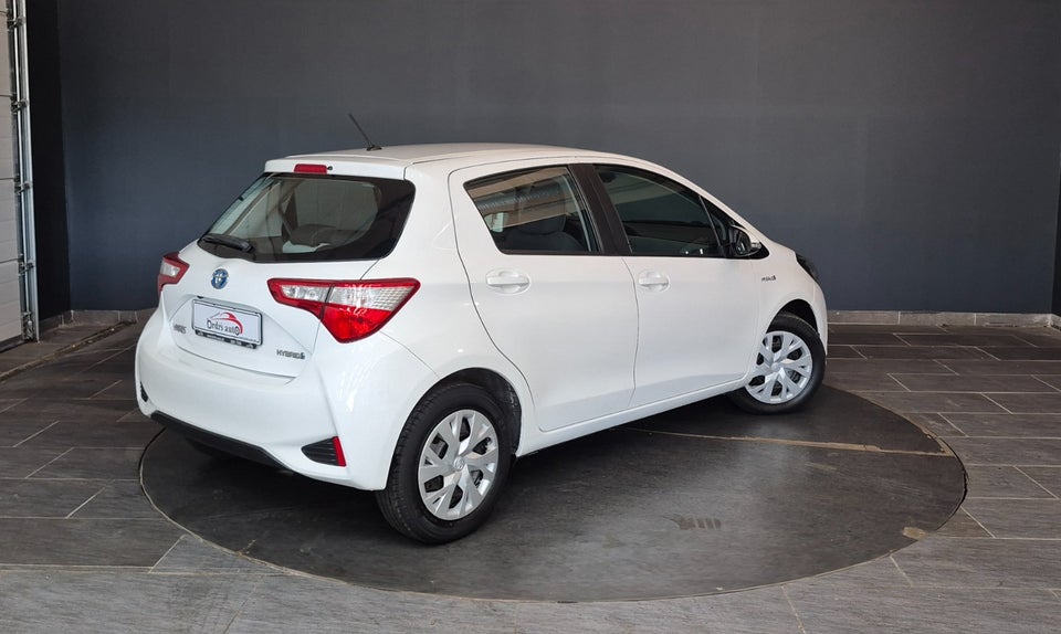 Toyota Yaris 1,5 Hybrid H2 e-CVT 5d