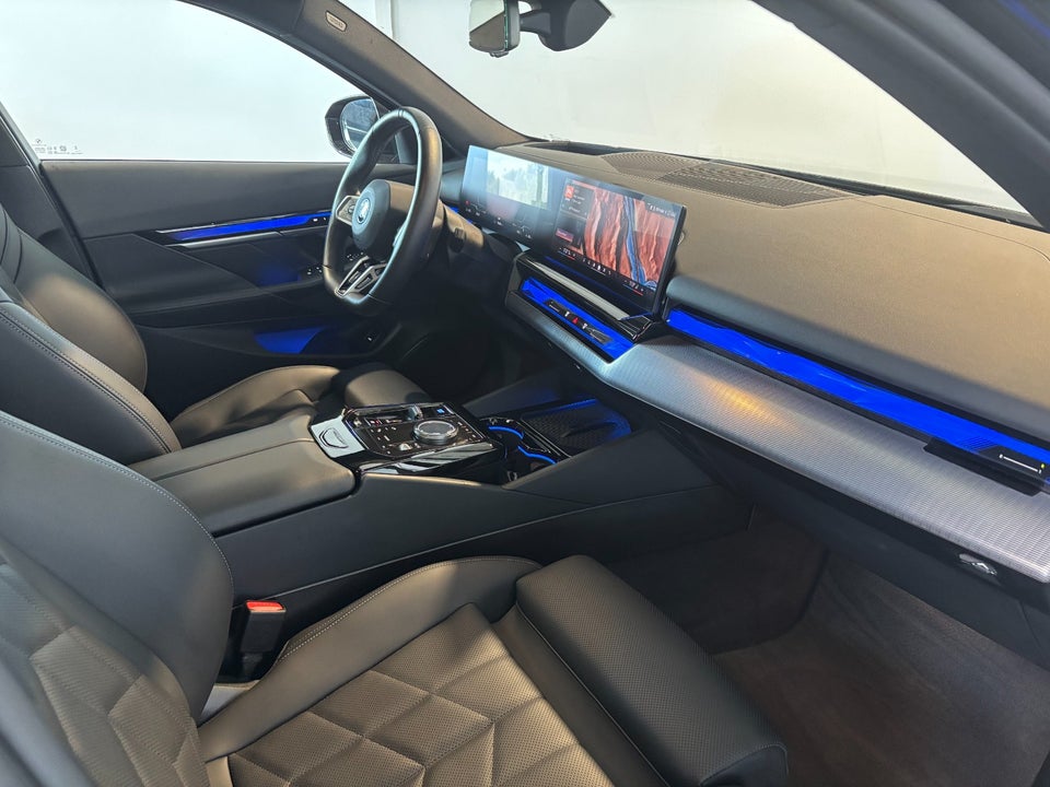 BMW i5 eDrive40 M-Sport 4d