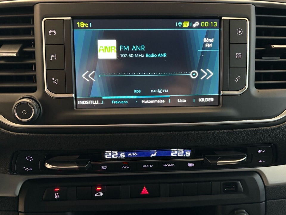 Peugeot e-Expert 75 L3 Plus Van