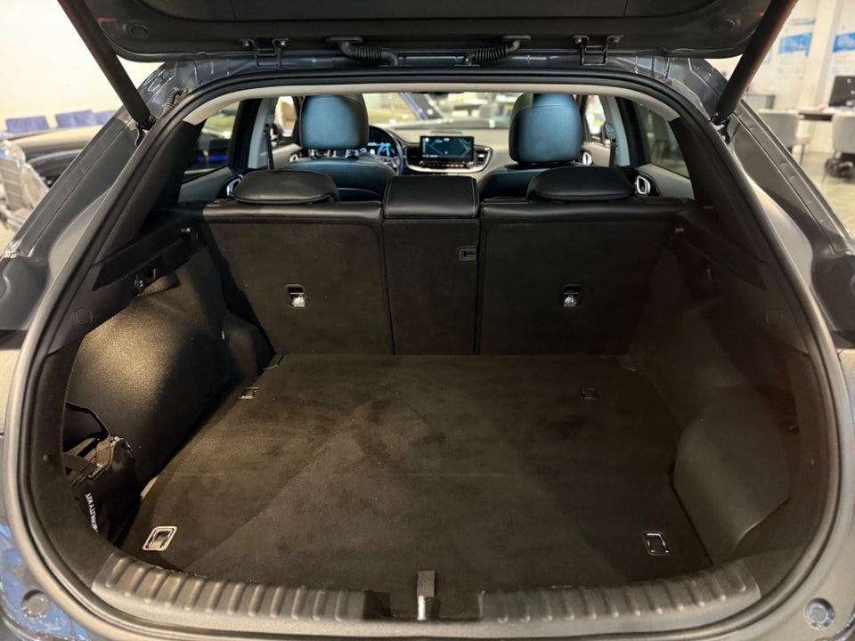 Kia XCeed 1,6 PHEV Prestige DCT 5d