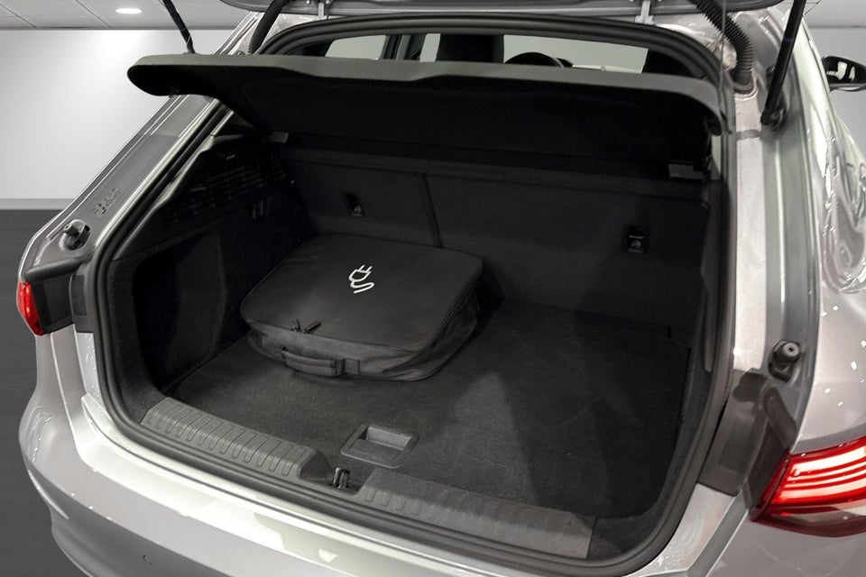 Audi A3 40 TFSi e Sportback S-tr. 5d