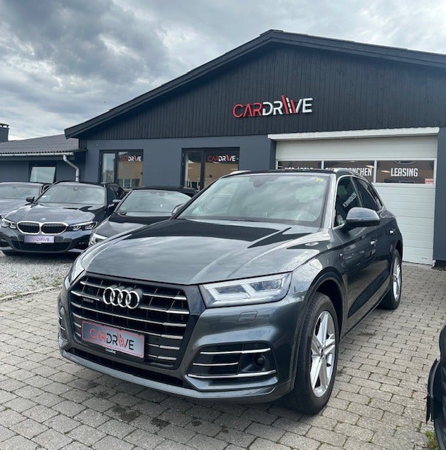 Audi Q5 55 TFSi e S-line quattro S-tr. 5d