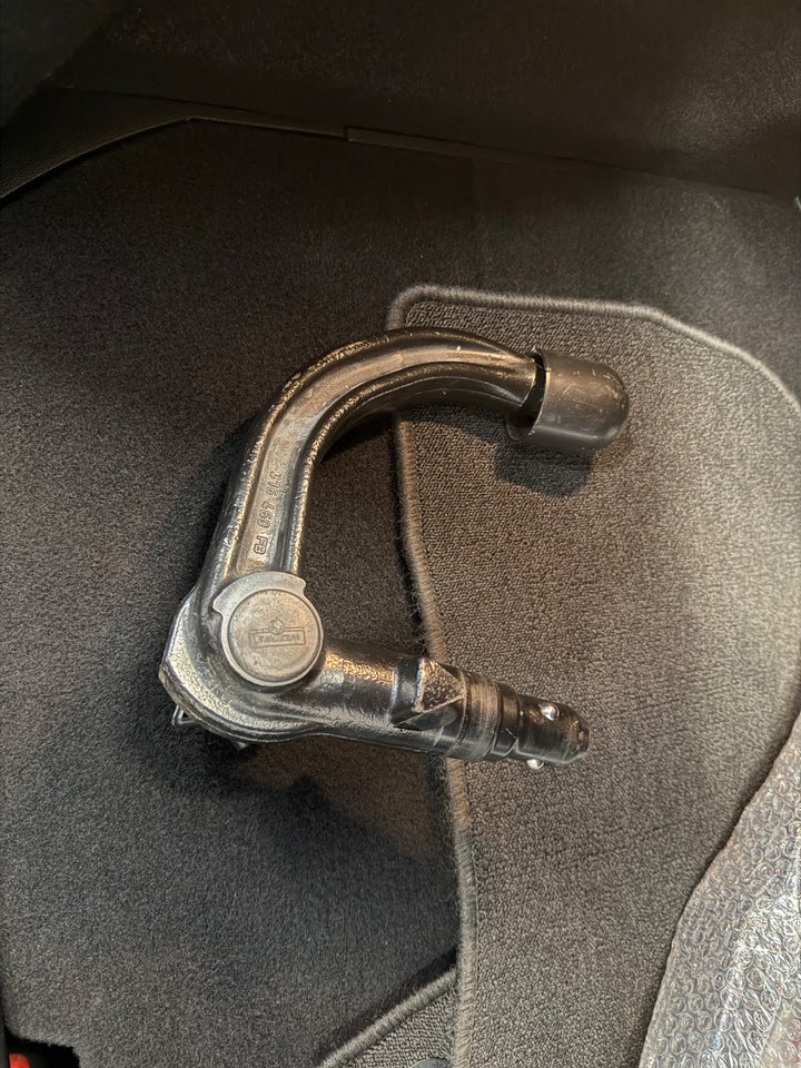 Renault Captur 1,6 E-Tech Intens 5d