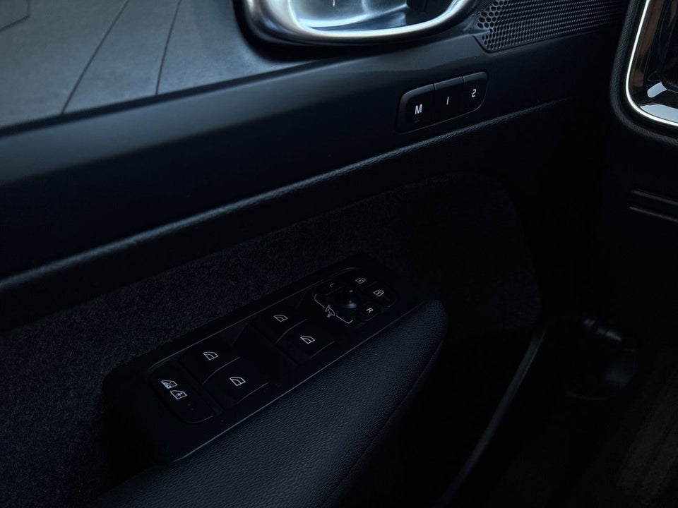 Volvo XC40 ReCharge Extended Range Ultimate 5d