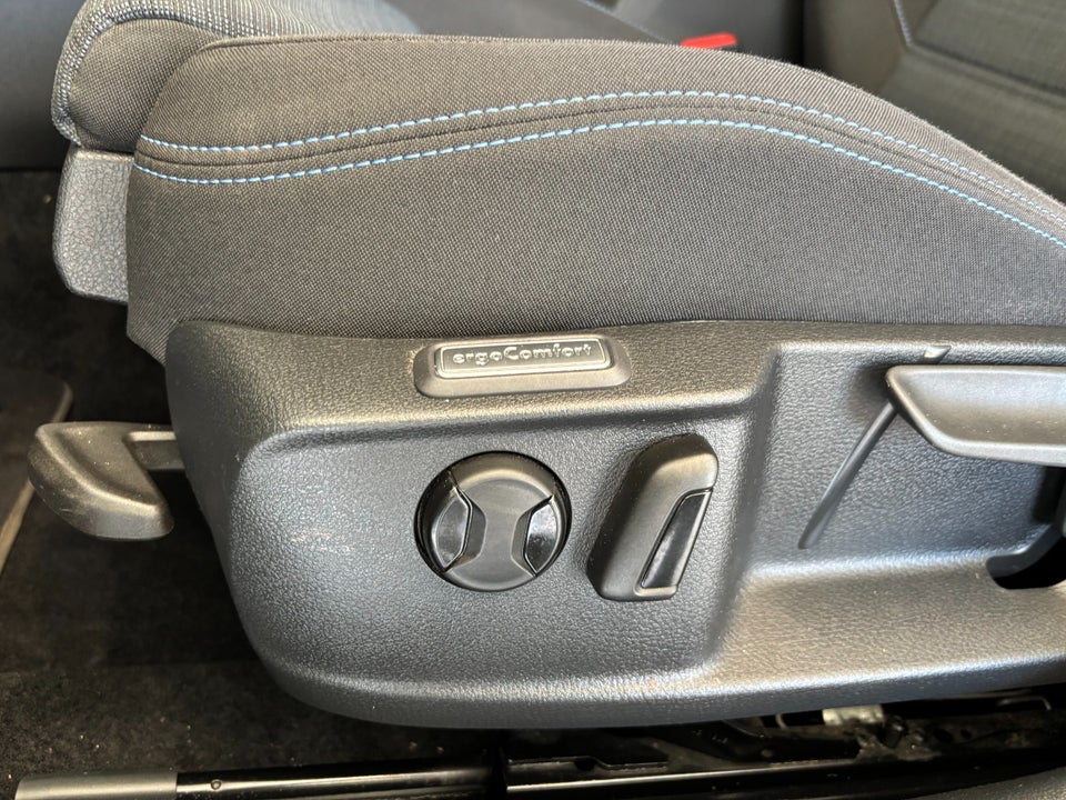 VW Passat 1,4 GTE Variant DSG 5d