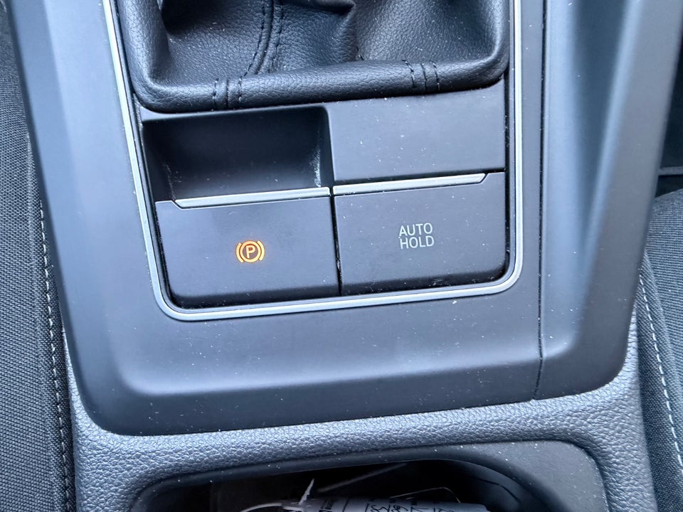 VW Golf VIII 1,5 TSi 130 Life 5d