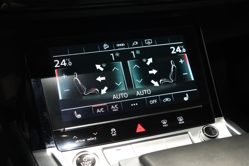 Audi e-tron 55 S-line quattro 5d