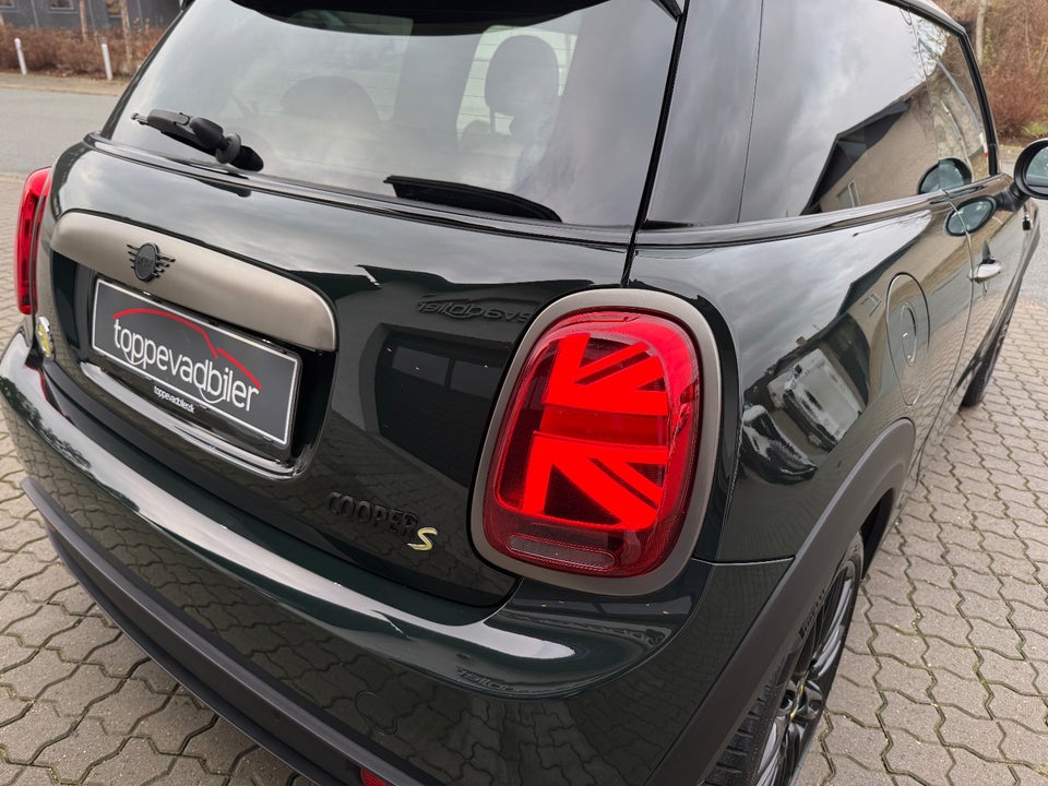 MINI Cooper SE Resolute Edition 3d