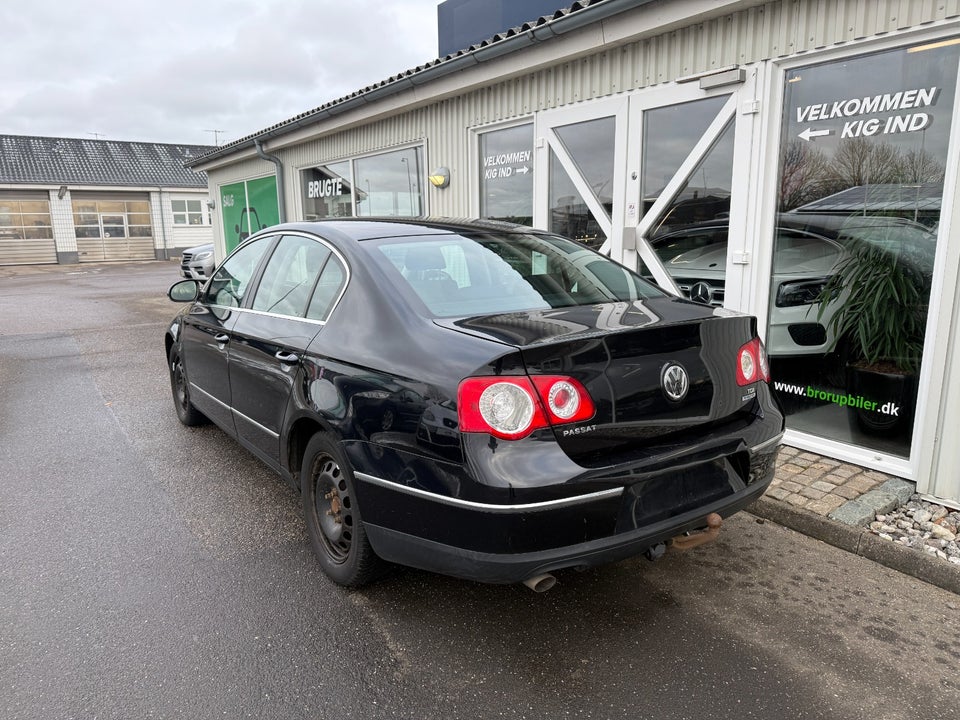 VW Passat 1,6 TDi 105 BlueMotion 4d