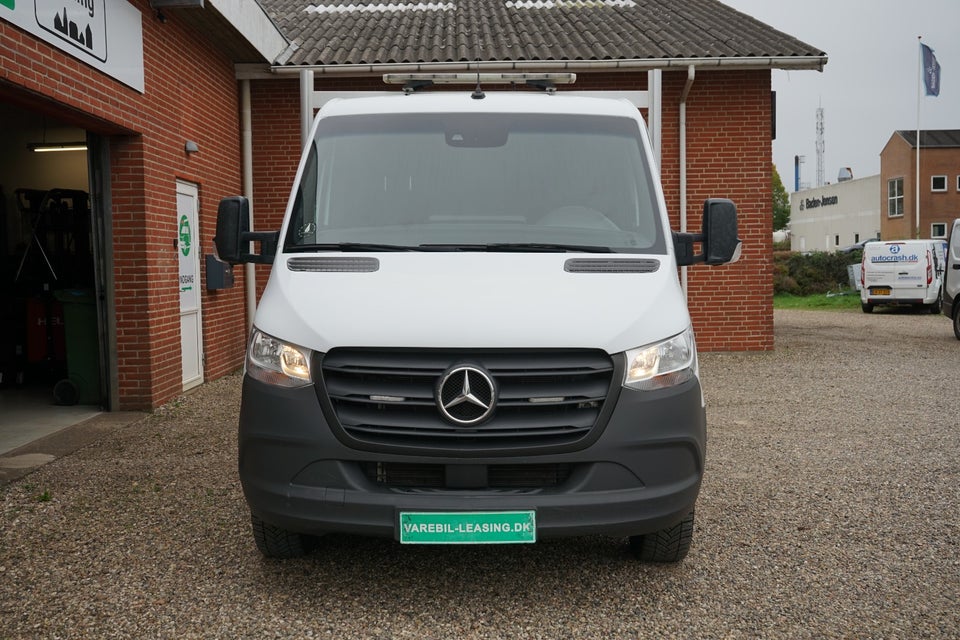 Mercedes Sprinter 317 2,0 CDi A2 Chassis aut. RWD 2d
