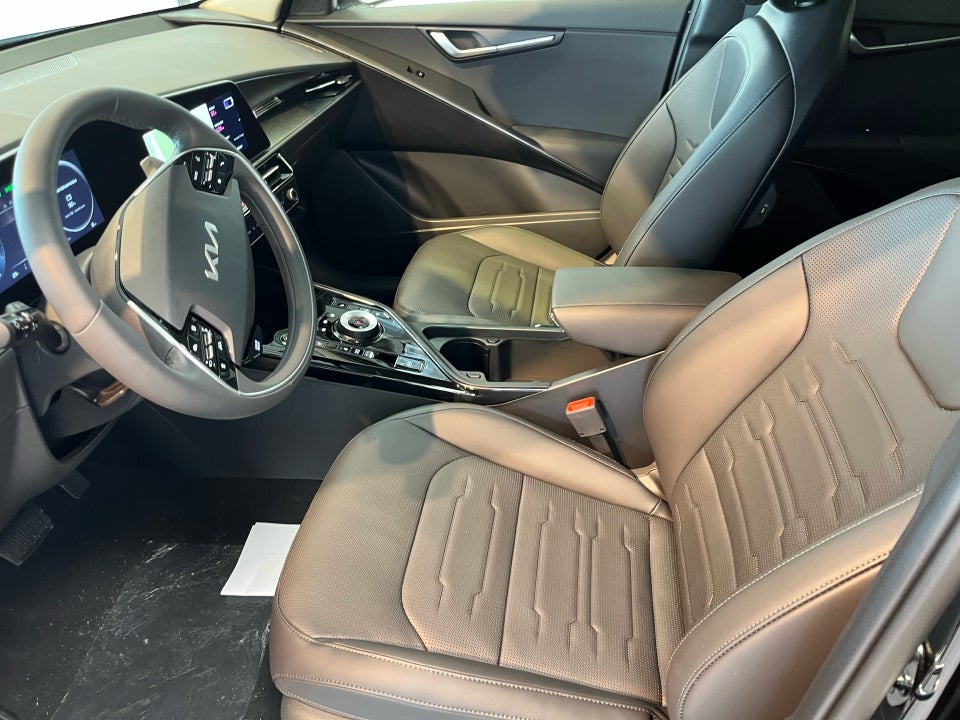 Kia Niro 64 EV Prestige 5d