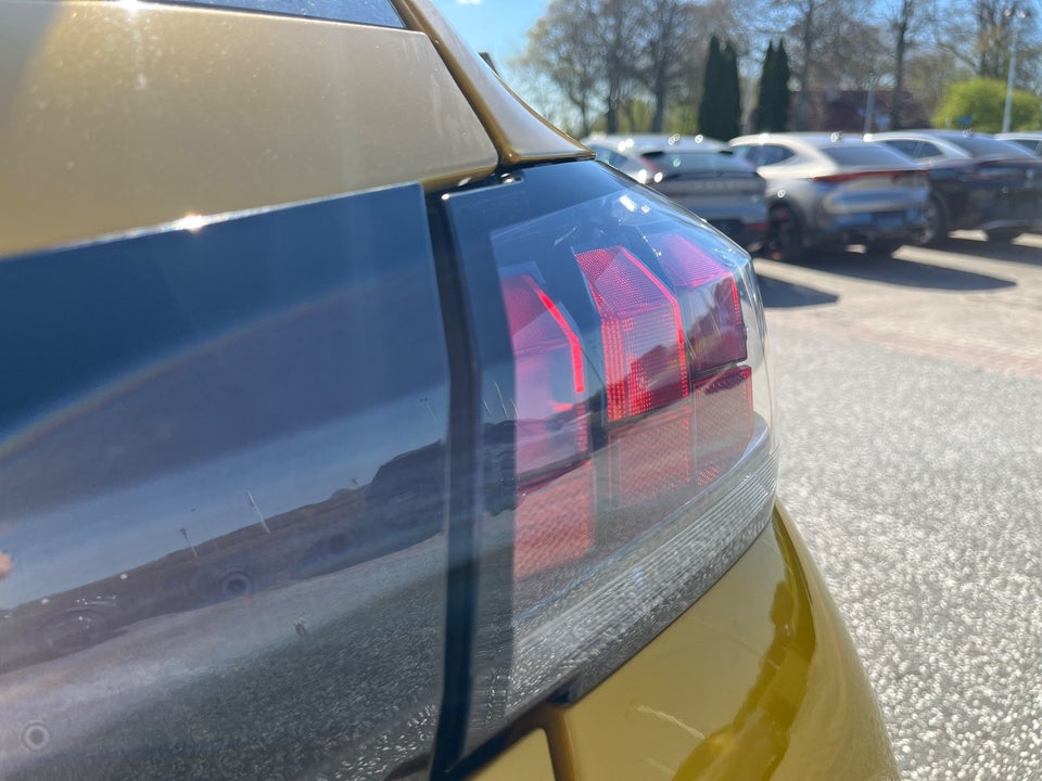 Peugeot 208 1,2 PureTech 75 Platin 5d