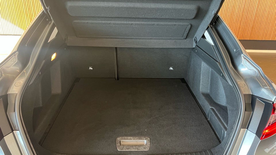 Renault Arkana 1,6 E-Tech Intens 5d