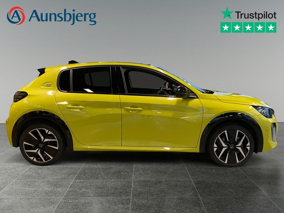 Peugeot e-208 54 GT 5d