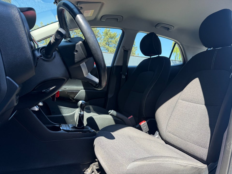 Kia Picanto 1,0 MPi Attraction 5d