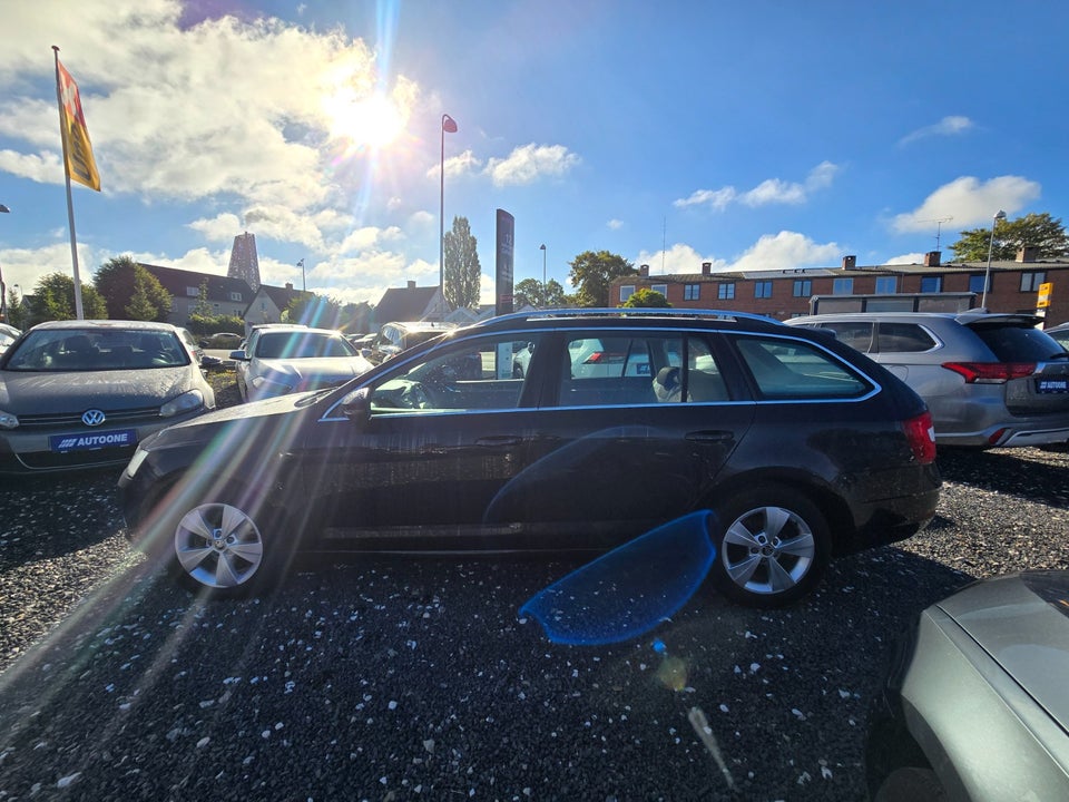 Skoda Octavia 1,5 TSi 150 Business Line+ Combi DSG 5d