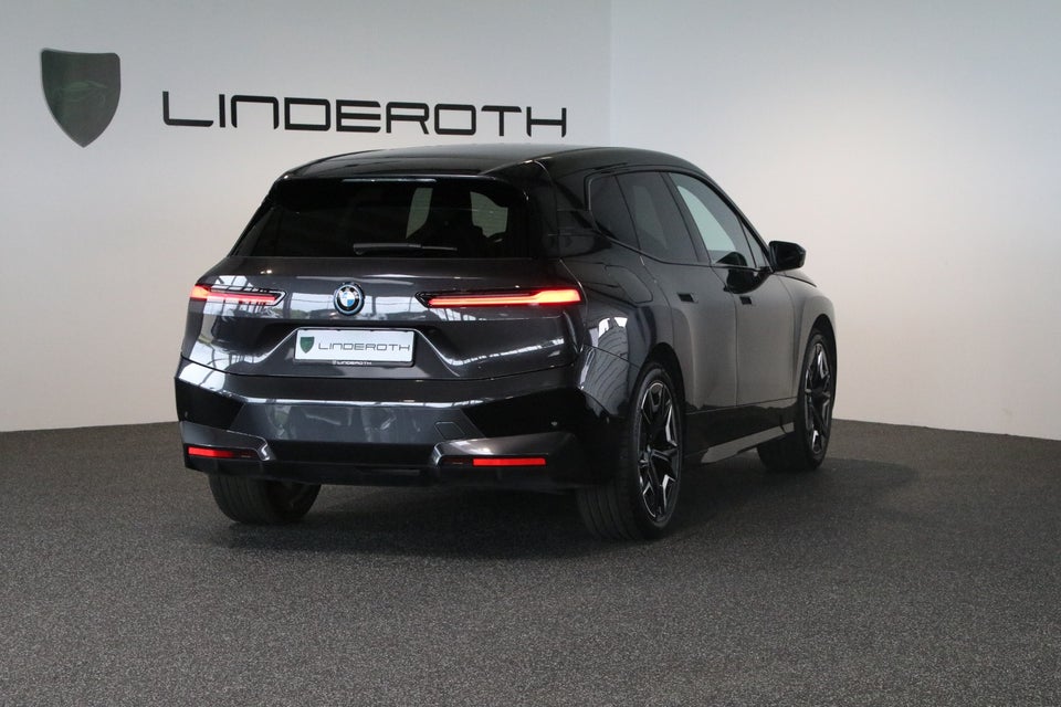 BMW iX xDrive50 Sport 5d