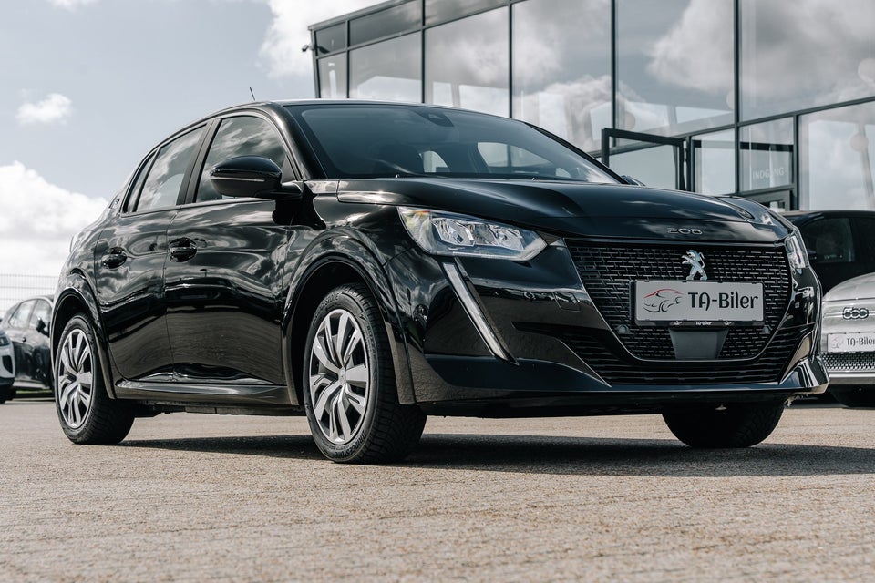 Peugeot e-208 50 Active 5d