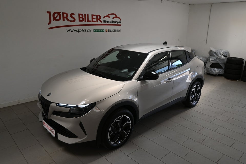 Alfa Romeo Junior Elettrica Core 5d