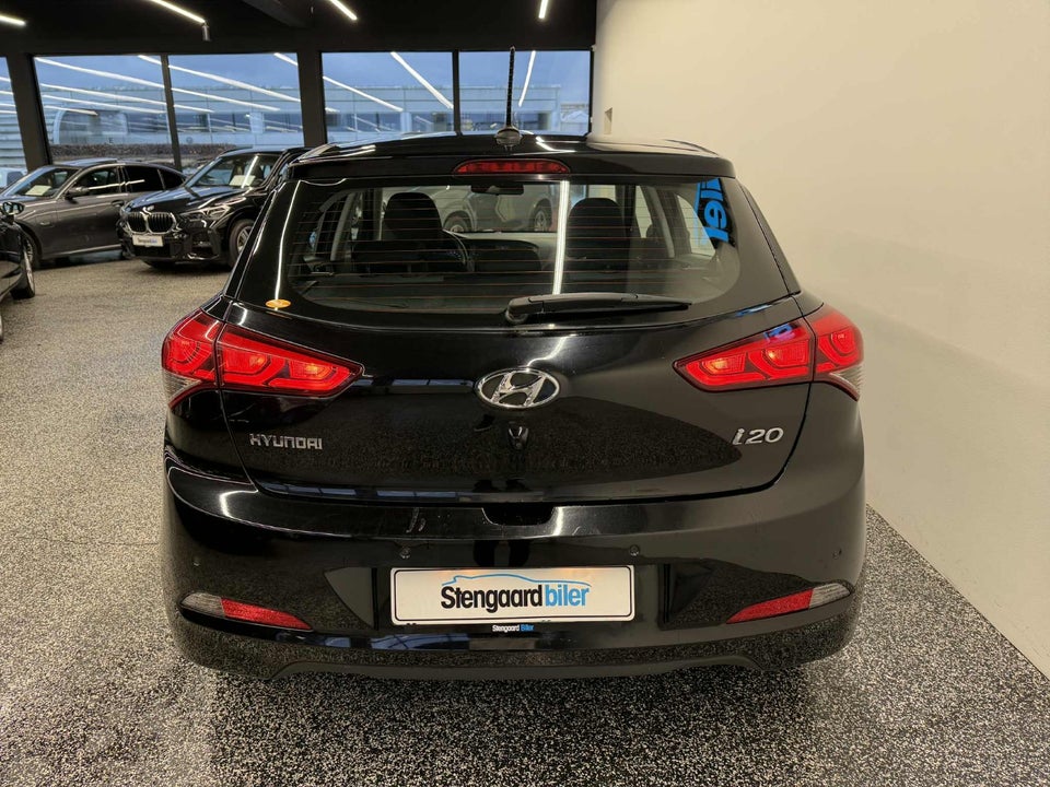 Hyundai i20 1,25 Trend 5d