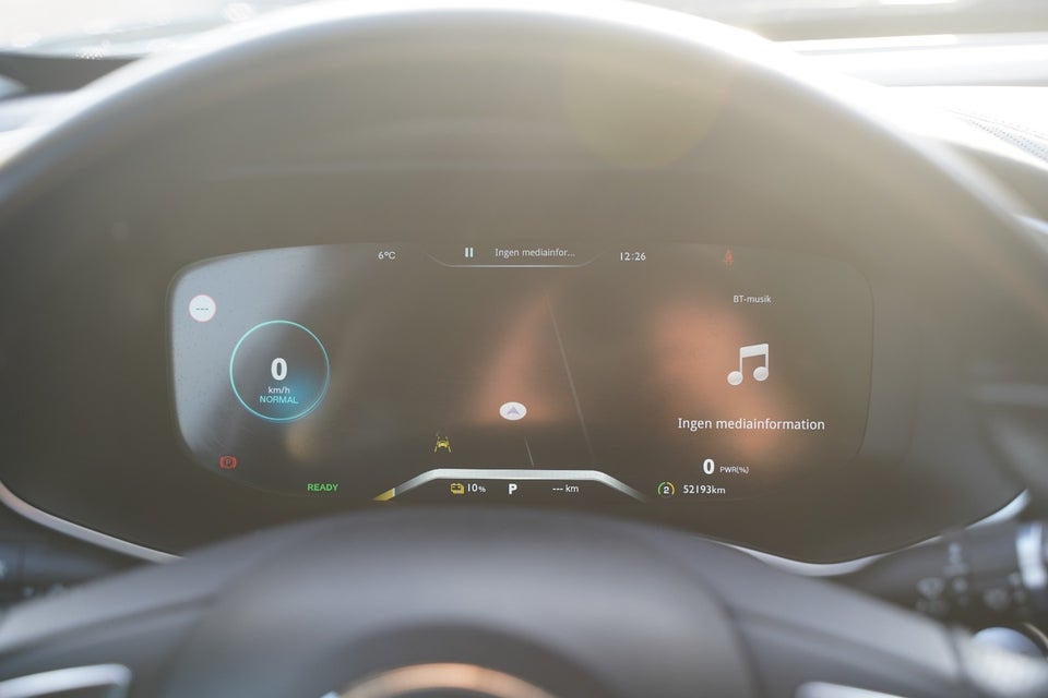 MG Marvel R Luxury 5d