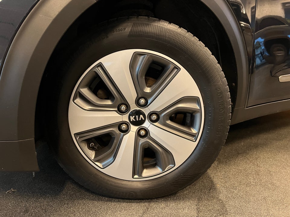Kia Niro 1,6 PHEV Advance+ DCT 5d