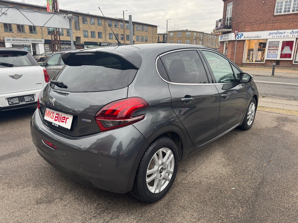 Peugeot 208 1,2 VTi 82 Allure 5d