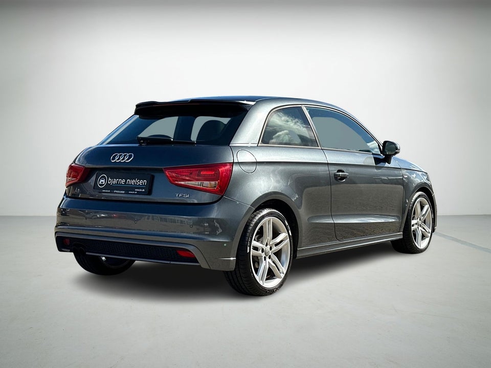 Audi A1 1,4 TFSi 185 Ambition S-line S-tr. 3d