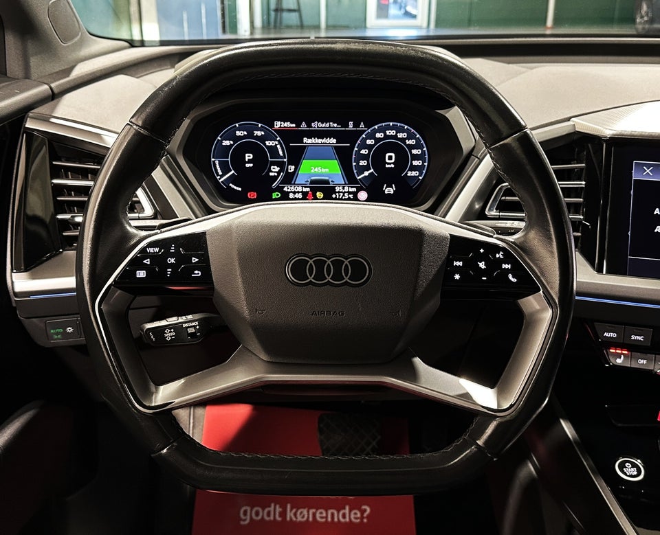 Audi Q4 e-tron 45 S-line 5d